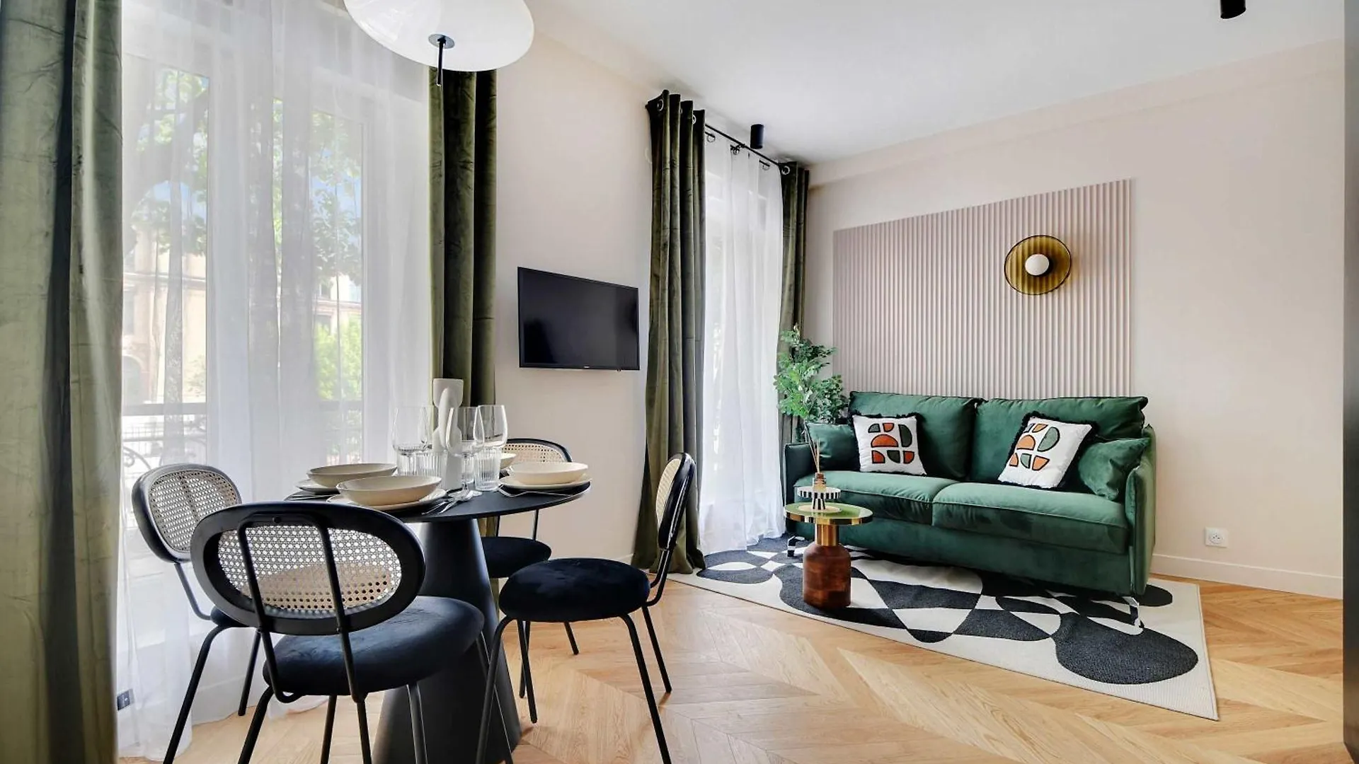 Entire Apartment Near The Eiffel Tower Paris